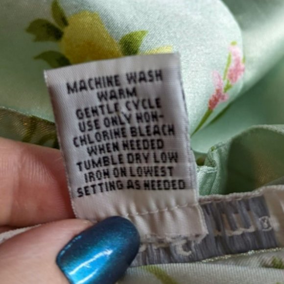 Maidenform Green Floral Satin Button Down Short Sleeve Night Shirt Size 1X - Picture 9 of 12